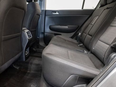 Used 2022 Kia Sportage LX w/ LX AWD Value Edition Package image 23