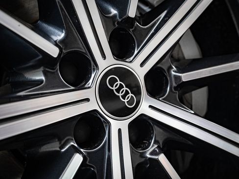 Used 2025 Audi Q7 2.0T Premium Plus w/ Premium Plus Package image 8