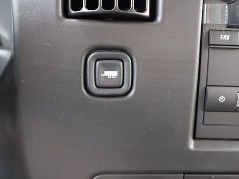 New 2025 Chevrolet Express 3500 Work Van w/ Chrome Appearance Package image 11