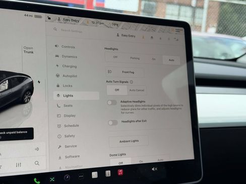 Used 2023 Tesla Model Y Long Range AWD/4WD image 31