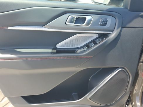 New 2026 Ford Explorer ST AWD/4WD image 13