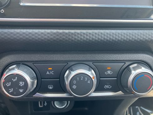 Used 2024 Nissan Kicks S FWD image 21