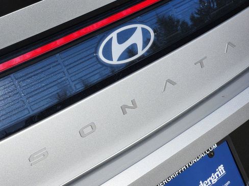 New 2026 Hyundai Sonata SEL image 8