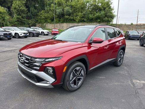 New 2025 Hyundai Tucson SEL image 3