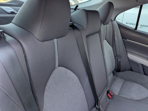 Used 2021 Toyota Camry LE image 8