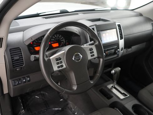 Used 2019 Nissan Frontier SV AWD/4WD image 15