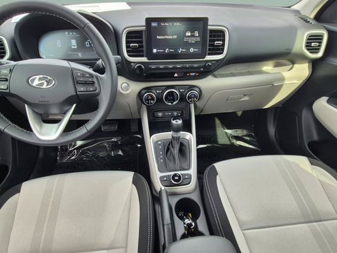 New 2026 Hyundai Venue SEL FWD image 12