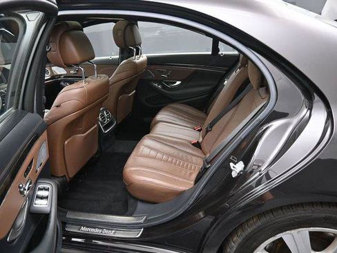 Used 2014 Mercedes-Benz S 550 Sedan image 31