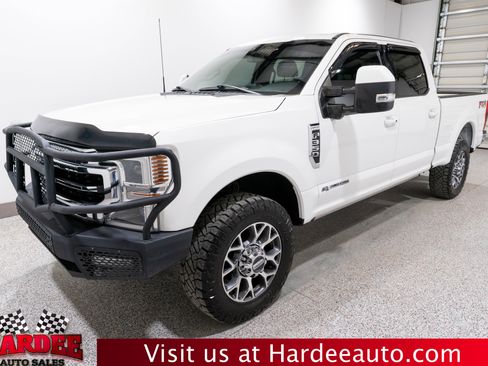 Used 2022 Ford F350 Lariat w/ Lariat Ultimate Package image 2