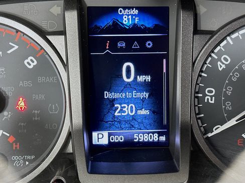 Used 2023 Toyota Tacoma TRD Off-Road image 18