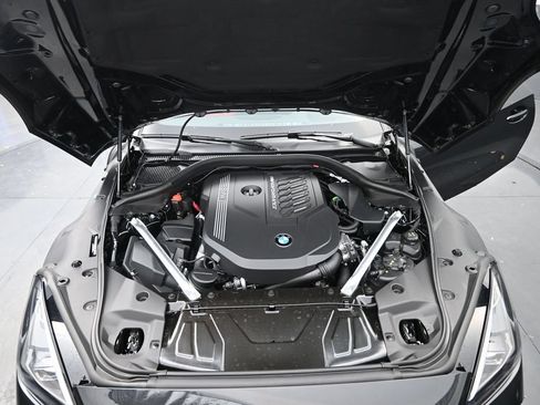 Used 2025 BMW Z4 M40i w/ Premium Package RWD image 16