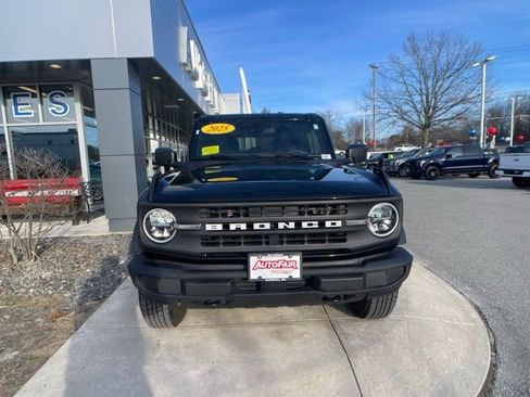 Certified 2025 Ford Bronco Big Bend image 3