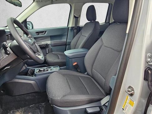 New 2025 Ford Maverick XL image 4