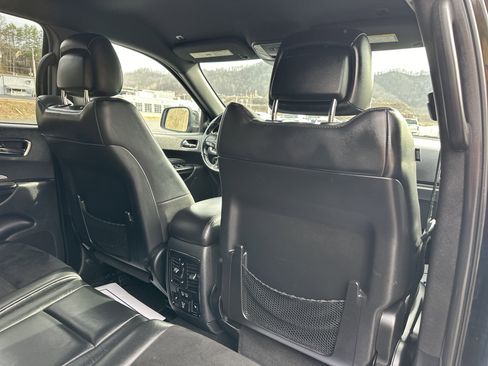 Used 2019 Dodge Durango GT image 28