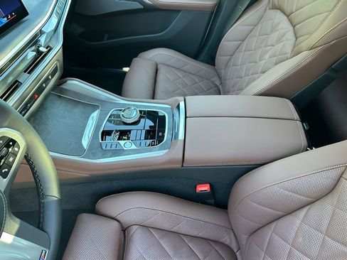 New 2027 BMW X6 xDrive40i w/ Executive Package AWD/4WD image 19