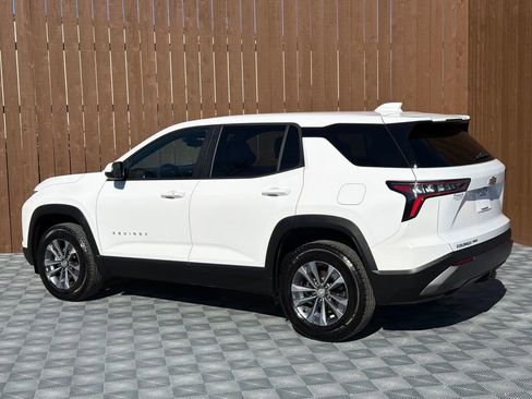 Used 2025 Chevrolet Equinox LT image 17