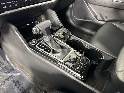 Used 2025 Kia Sportage EX AWD/4WD image 18