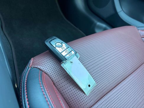 Used 2024 Ford Mustang GT Premium image 27