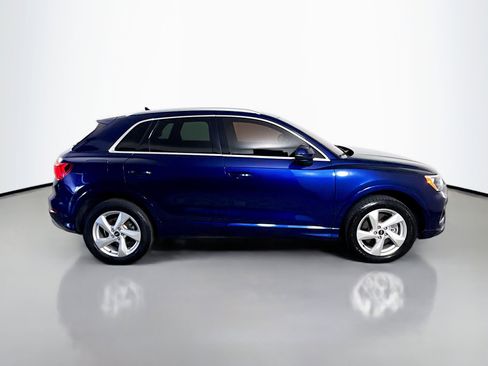 Used 2021 Audi Q3 2.0T Premium w/ Convenience Package image 11