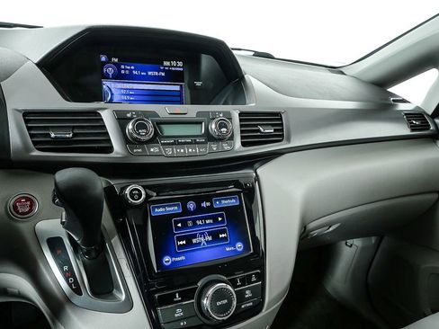 Used 2014 Honda Odyssey EX-L image 17