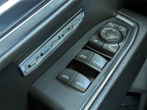 Used 2023 GMC Sierra 1500 Denali w/ Denali Reserve Package image 26