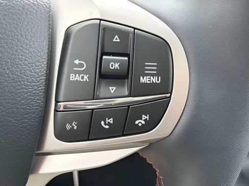New 2026 Ford Explorer Active w/ Active Comfort Package AWD/4WD image 19
