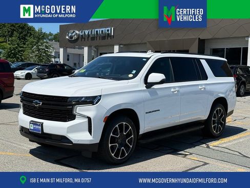 Used 2024 Chevrolet Suburban RST w/ Luxury Package AWD/4WD image 1