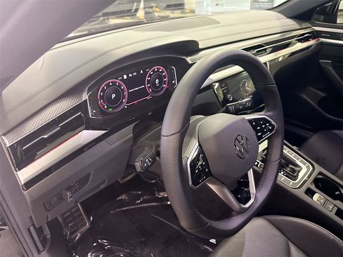 Used 2023 Volkswagen Arteon SEL Premium AWD/4WD image 9