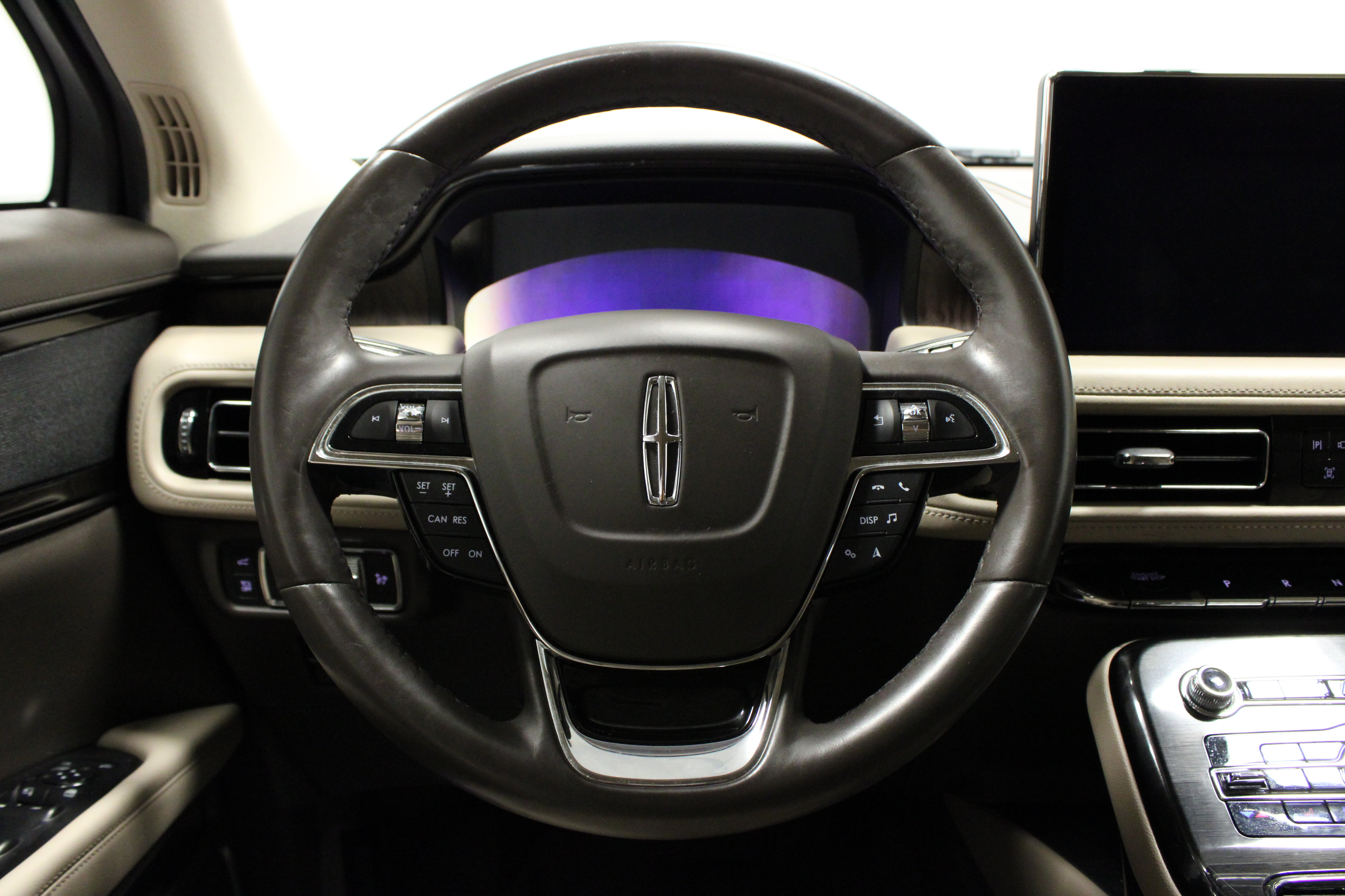 Used 2022 Lincoln Nautilus Reserve AWD/4WD image 22