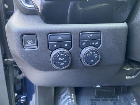 Used 2022 Chevrolet Silverado 1500 LT image 20