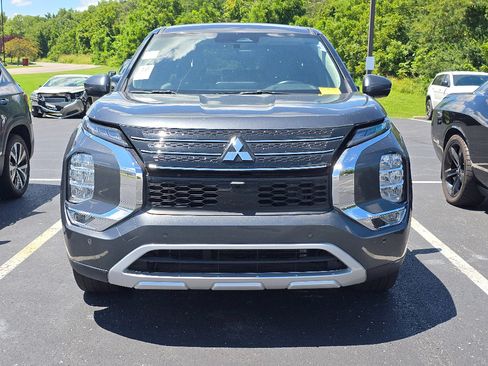 Used 2024 Mitsubishi Outlander SE FWD image 7