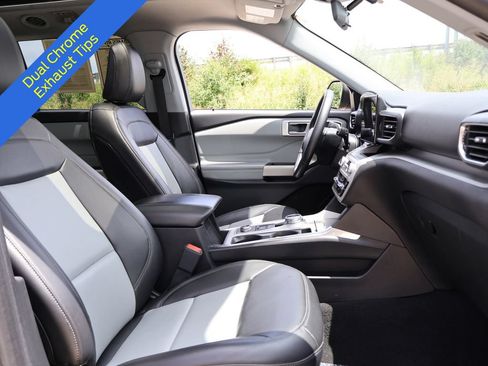 Certified 2023 Ford Explorer XLT w/ Equipment Group 202A AWD/4WD image 11