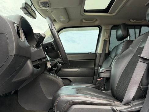 Used 2017 Jeep Patriot 75th Anniversary w/ Power Value Group FWD image 10