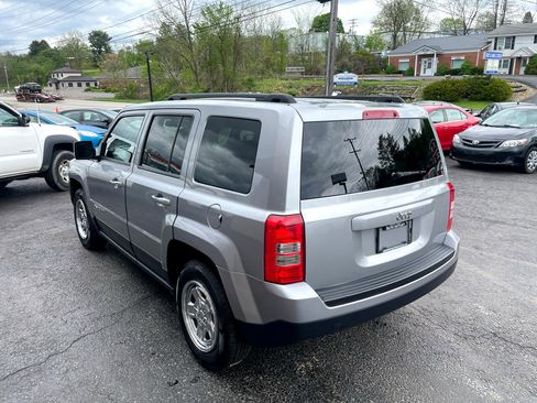 Used 2015 Jeep Patriot Sport w/ Power Value Group image 8