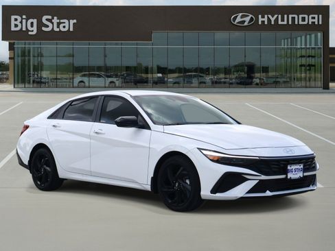 Used 2026 Hyundai Elantra Sport FWD image 6