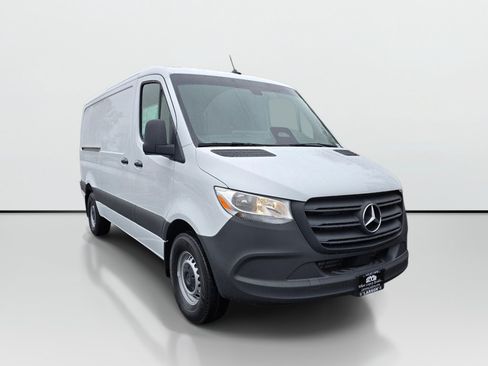New 2026 Mercedes-Benz Sprinter 2500 image 8
