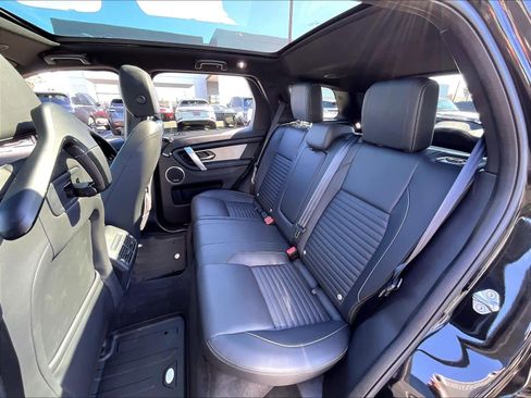 Used 2025 Land Rover Discovery Sport Dynamic SE image 28
