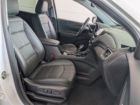 Certified 2022 Chevrolet Equinox Premier image 16
