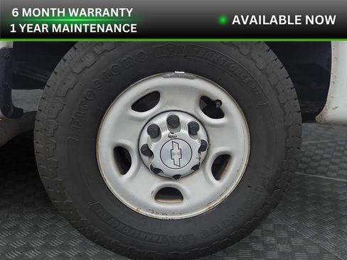 Used 2019 Chevrolet Express 2500 image 28