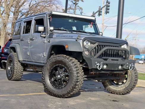 Used 2016 Jeep Wrangler Unlimited Sport image 9