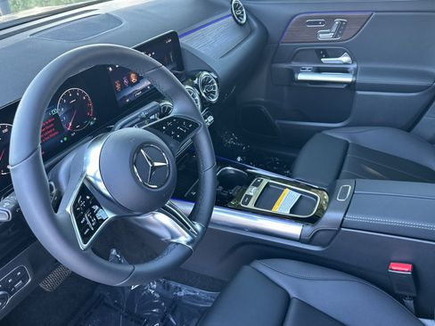 New 2026 Mercedes-Benz GLA 250 4MATIC image 10