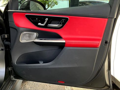 Certified 2024 Mercedes-Benz GLC 300 4MATIC image 23