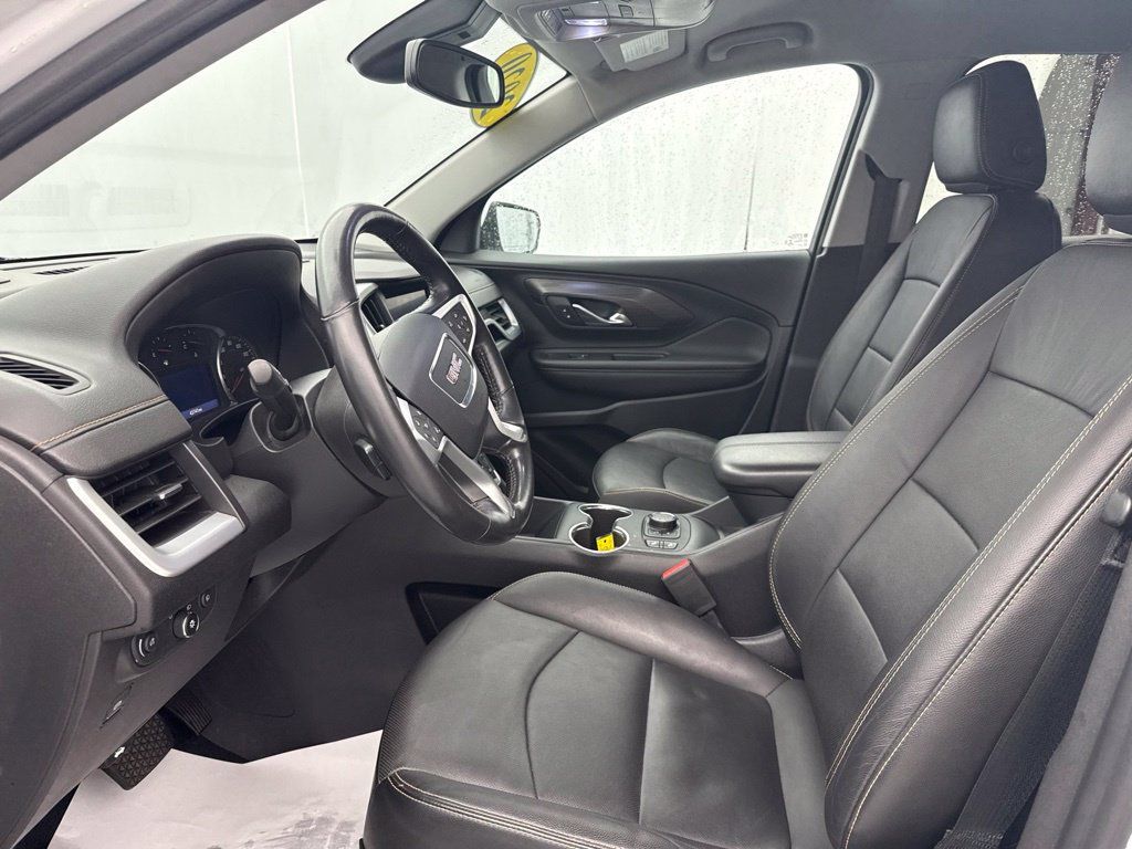 Used 2020 GMC Terrain SLT w/ Preferred Package FWD image 17