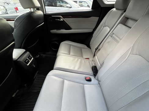 Used 2019 Lexus RX 350 FWD w/ Navigation Package image 32