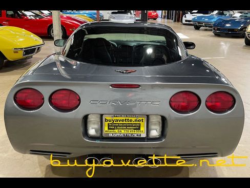 Used 2004 Chevrolet Corvette Coupe w/ Roof Package image 5