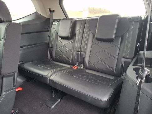 Used 2024 Volkswagen Atlas SE image 10