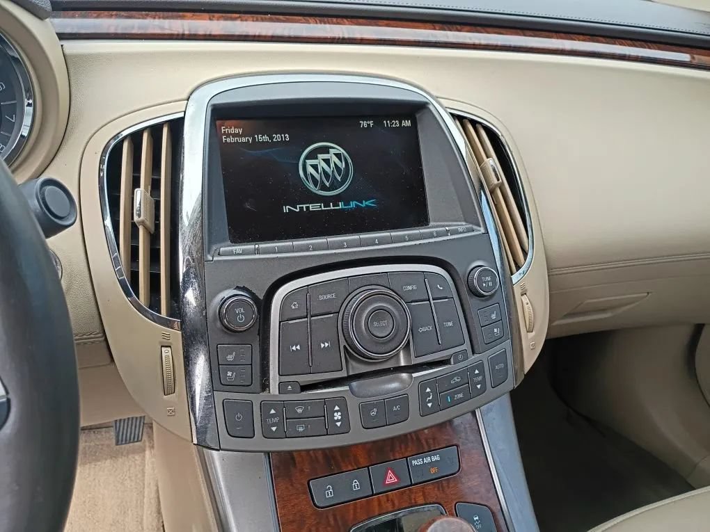 Used 2013 Buick LaCrosse Premium w/ Driver Confidence Package FWD image 10