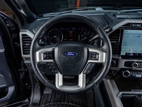 Used 2022 Ford F250 Lariat w/ Lariat Ultimate Package image 16