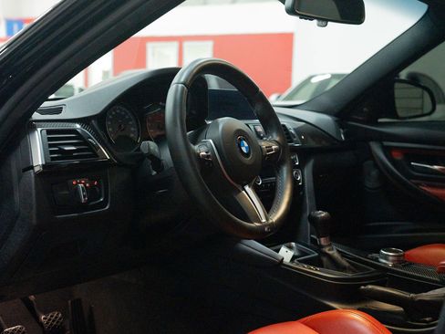 Used 2018 BMW M3 image 23