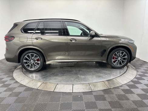 New 2026 BMW X5 xDrive50e w/ M Sport Package AWD/4WD image 17